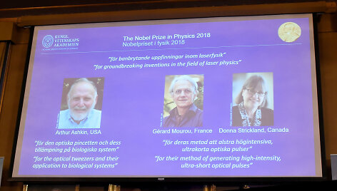 2018 m. Nobelio fizikos premijos laureatai Arthuras Ashkinas, Gerardas Mourou Donna Strickland