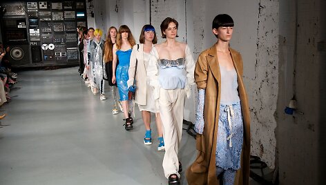 &bdquo;MM6 Maison Margiela&ldquo; 2016 m. pavasario-vasaros kolekcijos pristatymas 