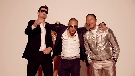 Kadras i&scaron; dainos &bdquo;Blurred Lines&ldquo; vaizdo klipo