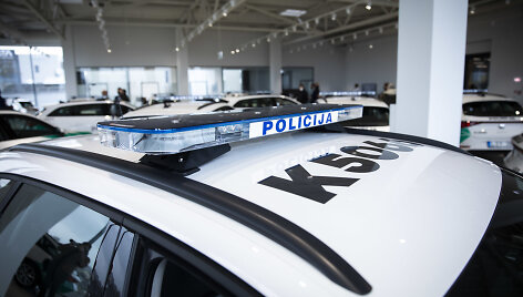 Pristatyti nauji tarnybiniai policijos automobiliai