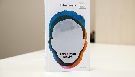 Svetlanos Aleksijevič knyga „Černobylio maldos“