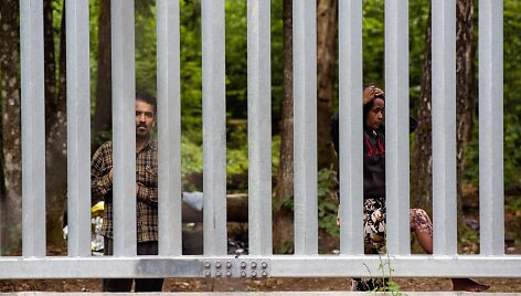 I&scaron;skirtinė zona Lenkijos-Baltarusijos sienoje / Attila Husejnow / ZUMAPRESS.com