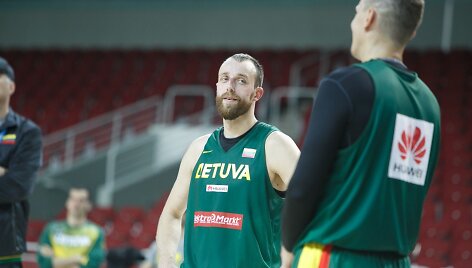 Artūras Milaknis