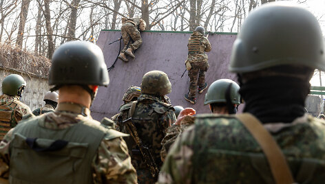 Ukrainos 3-iosios atskiros &scaron;turmo brigados naujų karių mokymai