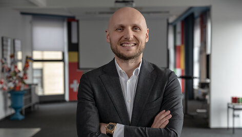 Tomas Okmanas