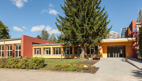 Atnaujinta mokykla Vilniaus Minties gatvėje