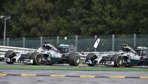 Nico Rosbergo ir Lewiso Hamiltono avarija