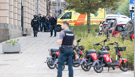 Vilniaus centre nušautas advokatas ir pašauti 2 policijos pareigūnai