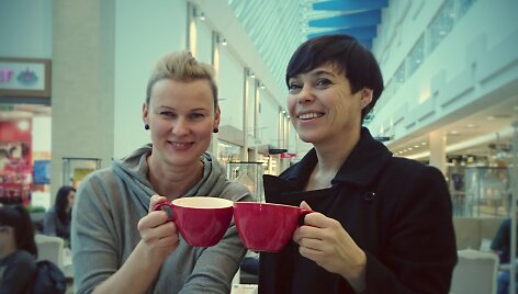 Menininkė Nomeda Marčėnaitė apie savo priklausomybę kavai