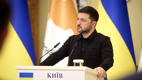 Volodymyras Zelenskis / PRESIDENT OF UKRAINE / ZUMAPRESS.com