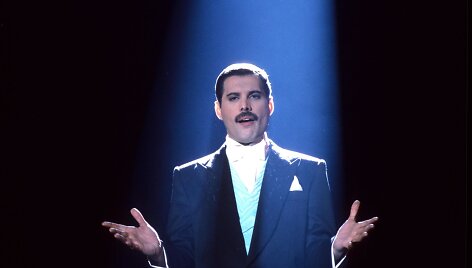Freddie Mercury (1986 m.)