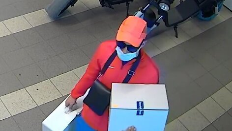 Kauno policija ai&scaron;kinasi, kas pramogavo kito vardu