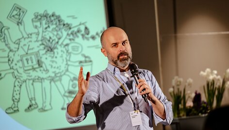 Režisierius, Kūrybinių jungčių programų kuratorius Justas Tertelis