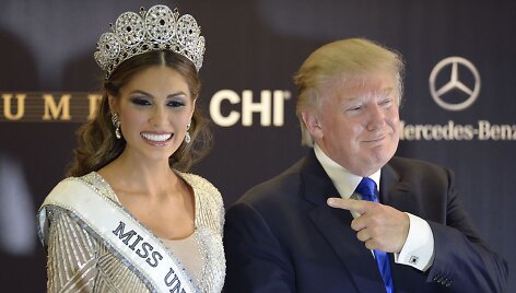 Milijardierius Donaldas Trumpas su &bdquo;Mis Visata 2013&ldquo; venesueliete Gabriela Isler