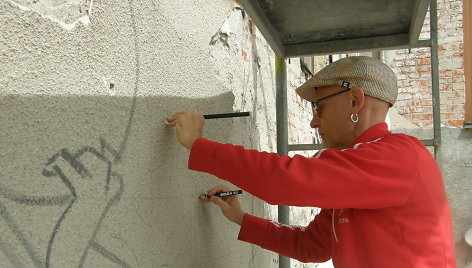 Marijampolėje užsienio menininkai piešia ant sienų