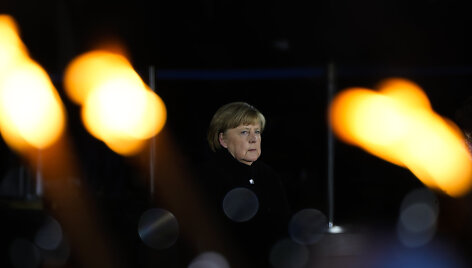 Angelai Merkel surengta atsisveikinimo ceremonija