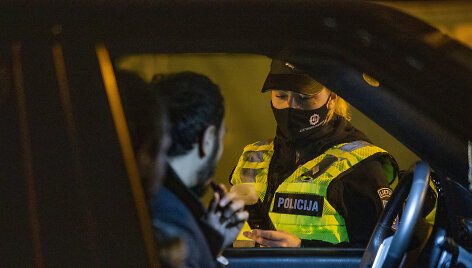 Akimirka i&scaron; vykusio policijos reido