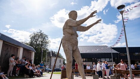 Mykolo Saukos skulptūra &bdquo;Liudytoja&ldquo; / Augustas Stankevičius nuotr.