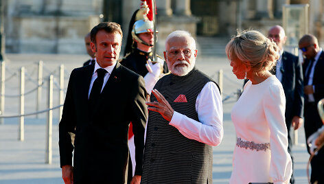 Emmanuelis Macronas, Narendra Modi