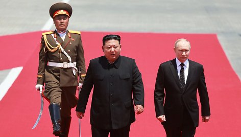 Kim Jong Unas ir Vladimiras Putinas