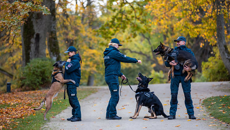 Klaipėdos apskrities VPK kinologai su keturkojais