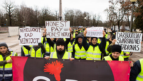 Solidarumo eitynės su darbuotojais i&scaron; Turkijos