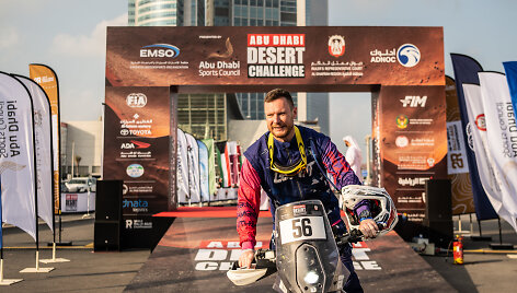 Abu Dhabi Desert Challenge startuoja Gediminas &Scaron;atkus ir ralio debiutantas Saulius Klevinskas