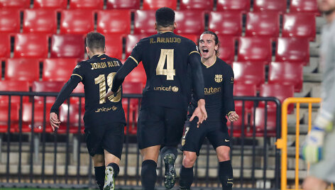 Antoine'as Griezmannas &scaron;venčia įvartį
