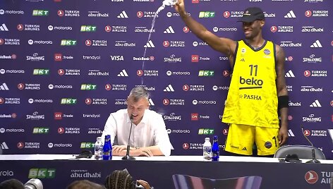 Nigelas Hayesas-Davisas ir &Scaron;arūnas Jasikevičius
