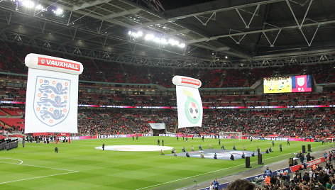 Lietuvos ir Anglijos futbolo sirgaliai Londone ir „Wembley“ stadione