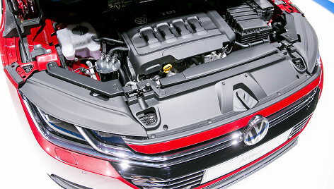 Ženevos automobilių parodoje įvyko naujos kartos &bdquo;Volkswagen Arteon&ldquo; premjera