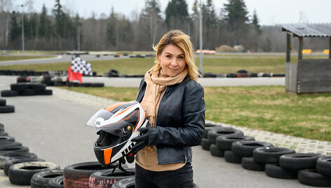 Žinomi žmonės kartingų trasoje