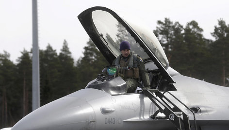 Naikintuvas F-16