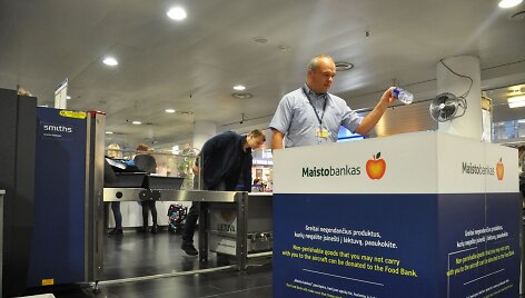 &bdquo;Maisto banko&ldquo; dėžės oro uoste