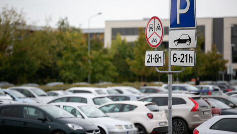Automobilių stovėjimo aik&scaron;telės ženklas