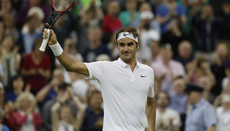 Rogeris Federeris Vimbldone i&scaron;kovojo 150-ą pergalę ant žolės