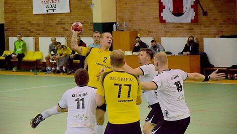 &bdquo;Grifas&ldquo; &ndash; Varsa-Stronglasas&ldquo;
