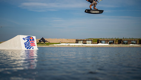  „Red Bull WakeDuel“