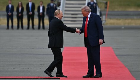 Putinas ir Trumpas susitiko Aliaskoje