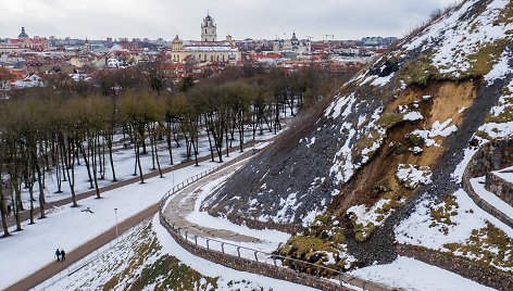 Gedimino kalno pietrytiniame šlaite užfiksuota nauja nuošliauža.