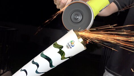 whats-inside-an-olympic-torch