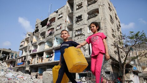 Hatem Khaled / REUTERS