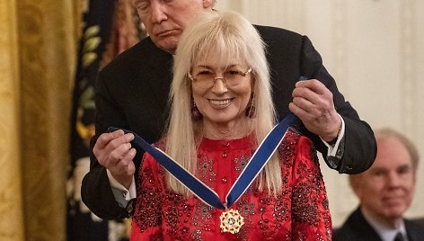 Miriam Adelson su savo vyru rėmė Donaldo Trumpo prezidentinę kampaniją.