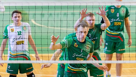 Lyderių akistatoje Marijampolės &bdquo;Sūduva&ldquo; namuose 3-2 (19:25, 25:21, 25:21, 19:25, 15:12) palaužė Kauno &bdquo;RIO-Starto&ldquo; tinklininkus.
