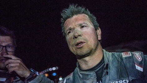 Dakaro ralio vaizdai, Antanas Juknevičius ir Darius Vaičiulis