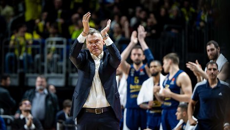 Šarūnas Jasikevičius laimėjo pirmąsias penkerias rungtynes prie Stambulo „Fenerbahče“ vairo.