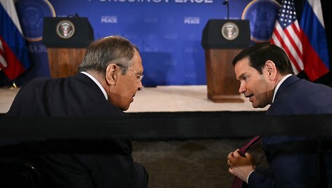Sergejus Lavrovas ir Marco Rubio / ANDREW CABALLERO-REYNOLDS / AFP