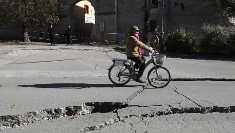 Italija po žemės drebėjimo