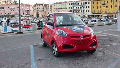 Atostogos Elbos saloje su &bdquo;GreenGo iCar0&ldquo; 