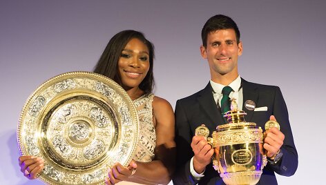 Serena Williams ir Novakas Džokovičius laimėjo Vimbldono turnyrą